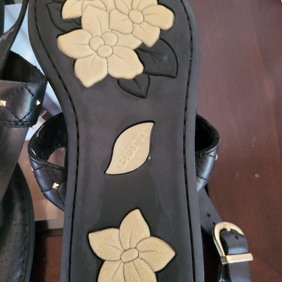 Born handcrafted footwear leather thong sandal - Picture 3 of 3